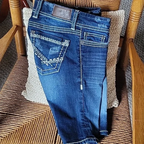 BKE Sabrina bermuda jean shorts, size 25 - Picture 6 of 9